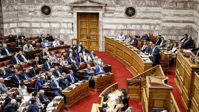 Σήμερα η ψηφοφορία για τη Συνταγματική Αναθεώρηση